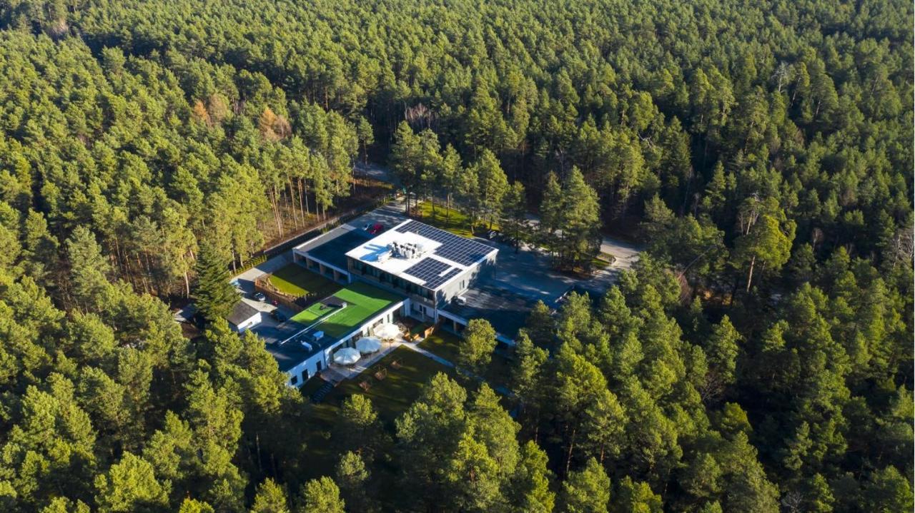 Szumy Park Hotel & Restaurant Susiec Buitenkant foto